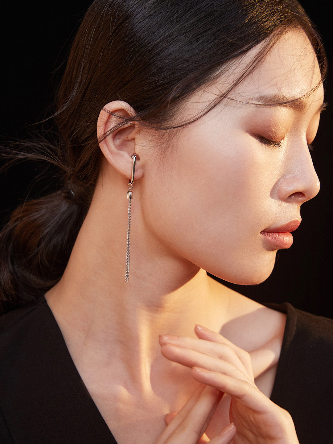 Tassel ear clips (in pair)