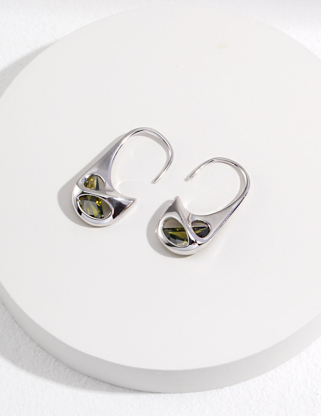 Sterling Silver Earring with zircon