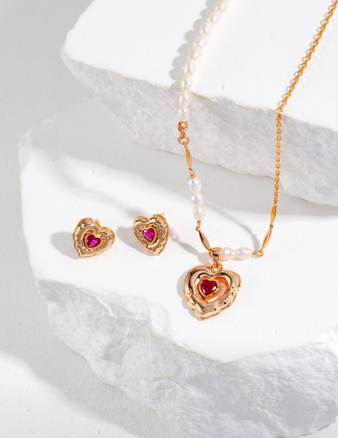 Confession Heart series: Love-shaped Pink Gemstone pearl Necklace