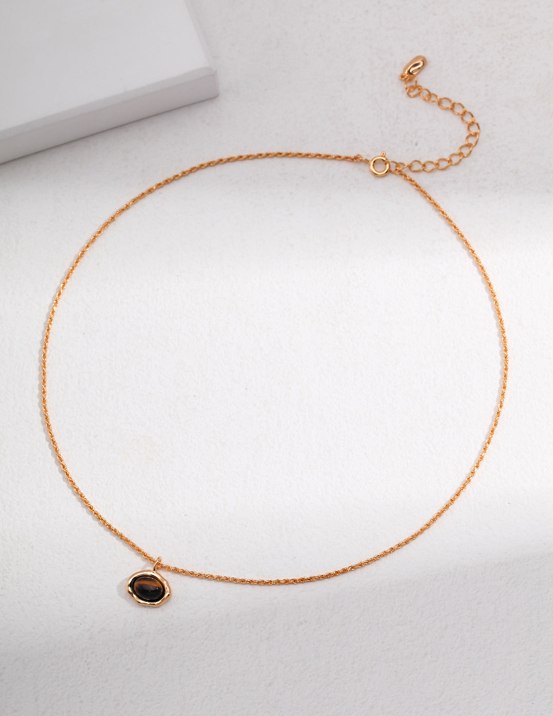 Tiger's eye necklace in sterling silver and 18k Gold vermeil