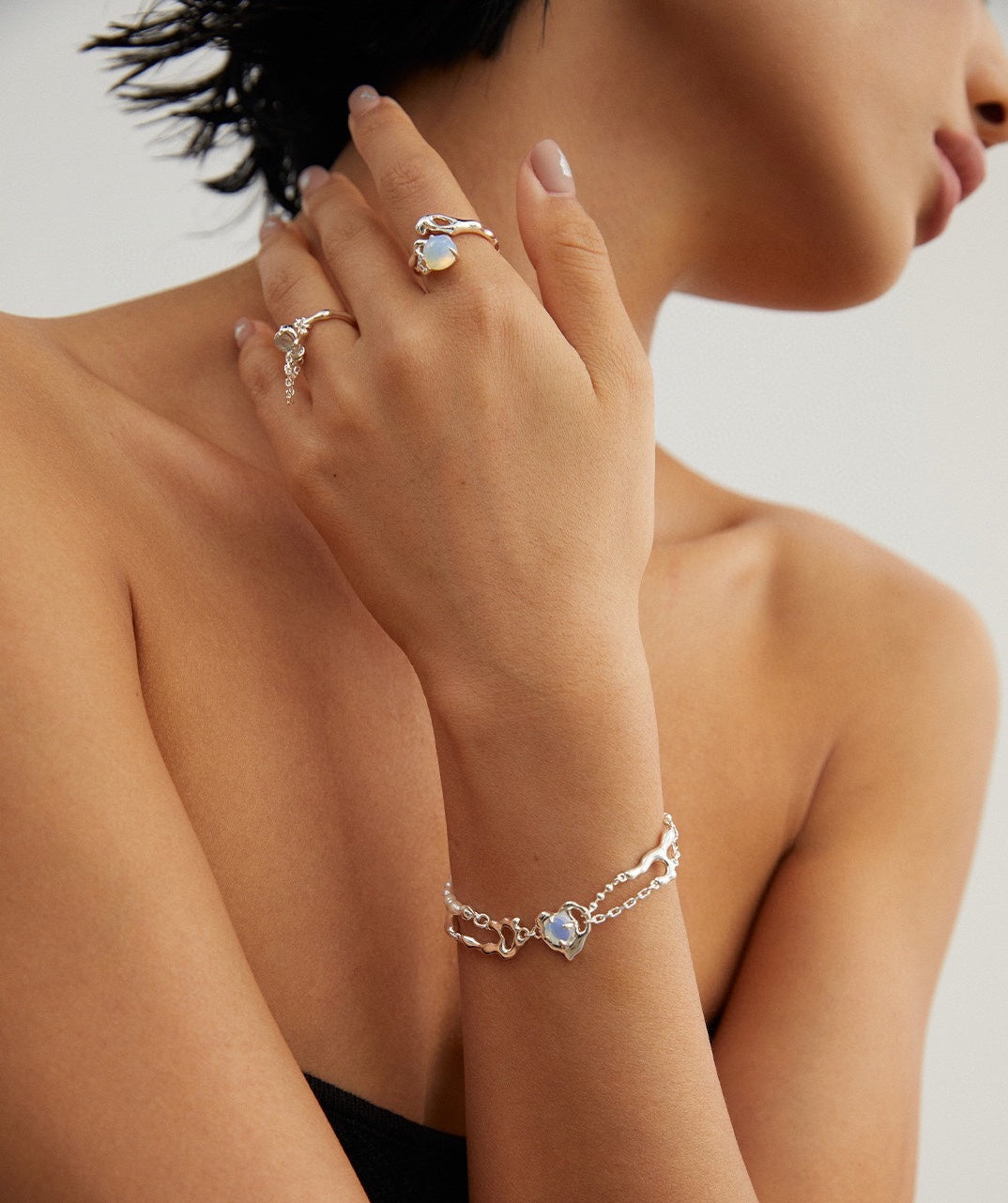 Birthstone of June:  Sterling silver grey moonstone ring