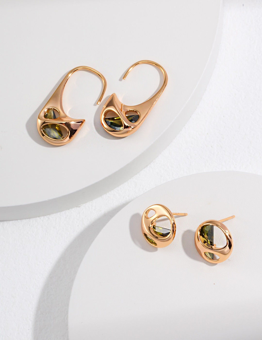 Sterling Silver Earring with zircon