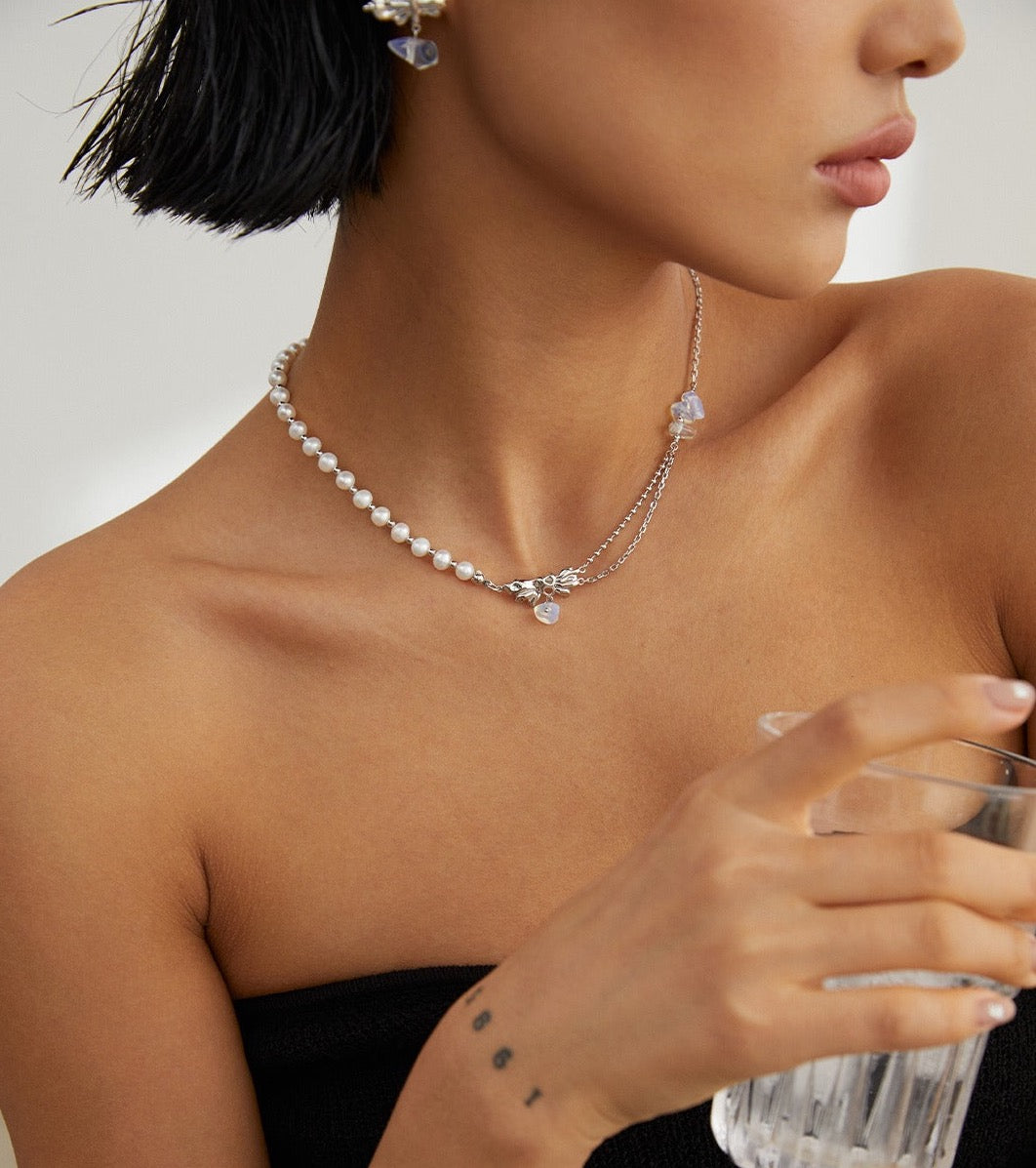 Irregular Pleated Design Collection Sterling Silver Pearl Necklace