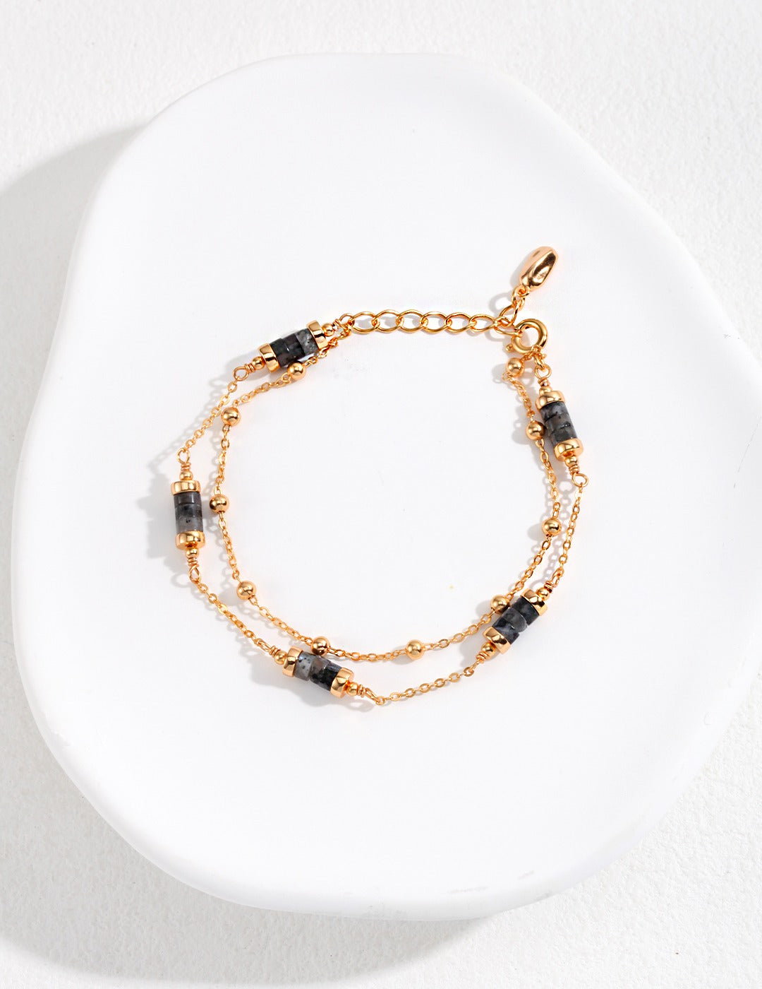 Sterling silver bracelet with double chain and glitter stone