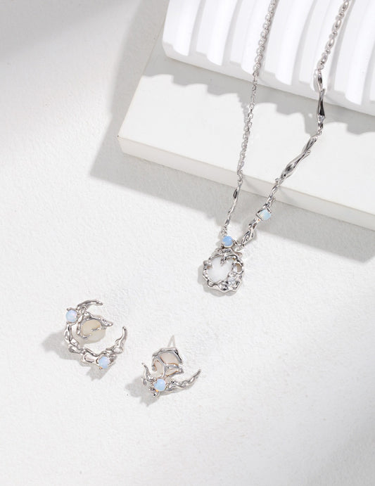 Moon element series sterling silver mother shell necklace