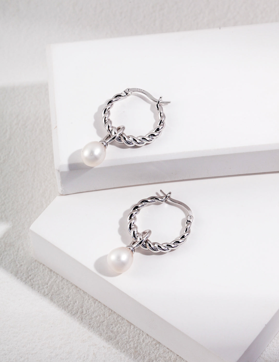 Pearl Earring with Hoop